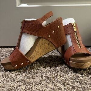 BRAND NEW! Corks ‘Zip it Good’